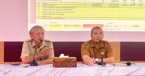 Rapat evaluasi progres pembangunan Gedung Rehab Napza di Aula Matahari
